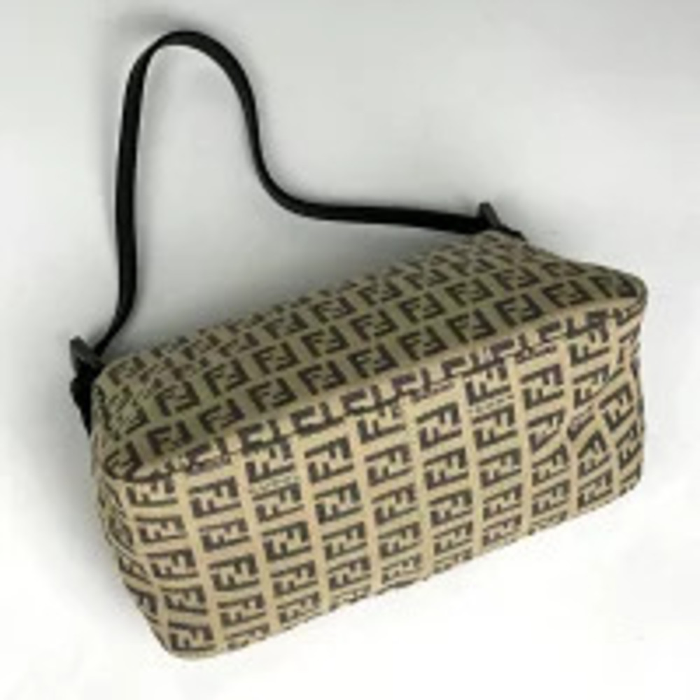 Fendi Hobo Beige Baguette Shoulder Handbag Bag Zucchino Mamma Canvas Tan